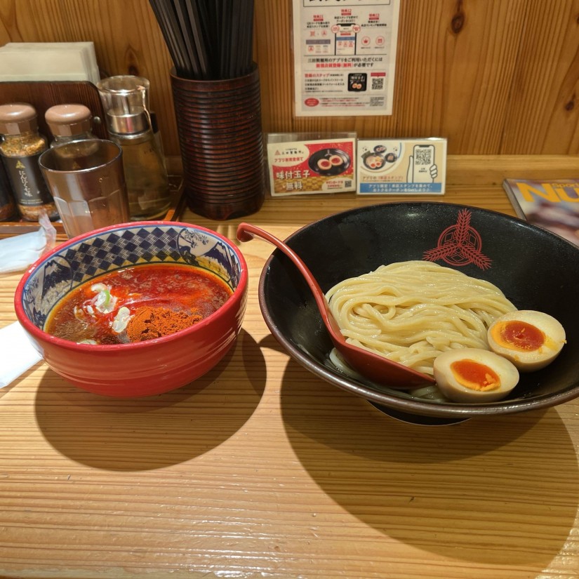 灼熱つけ麺ひや盛り 無限