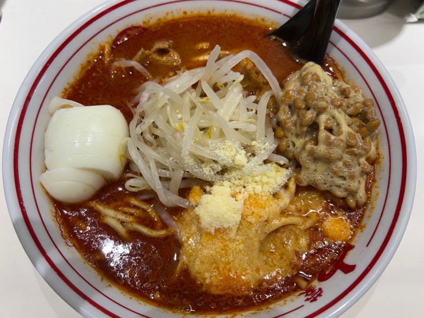 北極ラーメン 2倍 納豆、チーズ、玉子