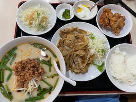 コマ焼き定食(豚骨台湾ラーメン) 辛さ増し