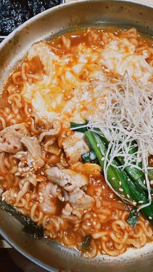 黒豚辛ラーメン 1〜5