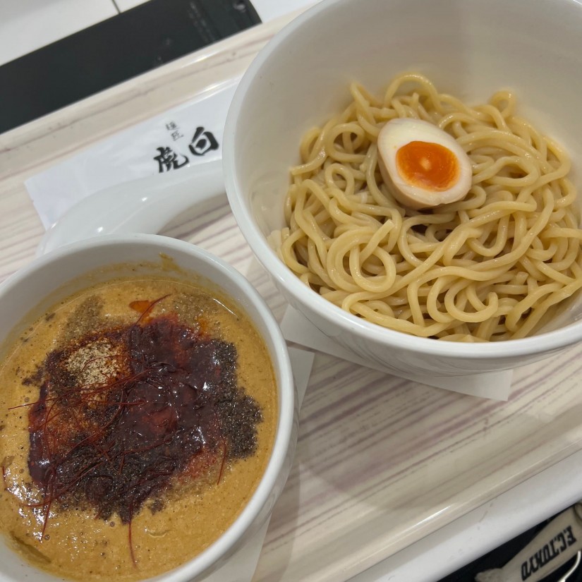 濃厚胡麻の坦々つけ麺 辛口