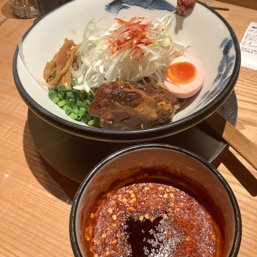 辛紅つけ麺 8丁目 -頂の石尊大権現-