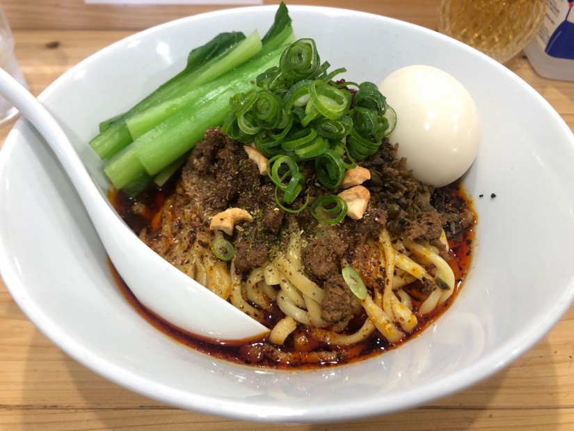 汁なし坦々麺（醤油） 辛さ多め 痺れ多め