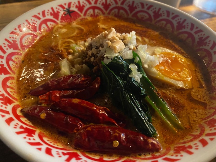 極辛トマト坦々麺 極辛