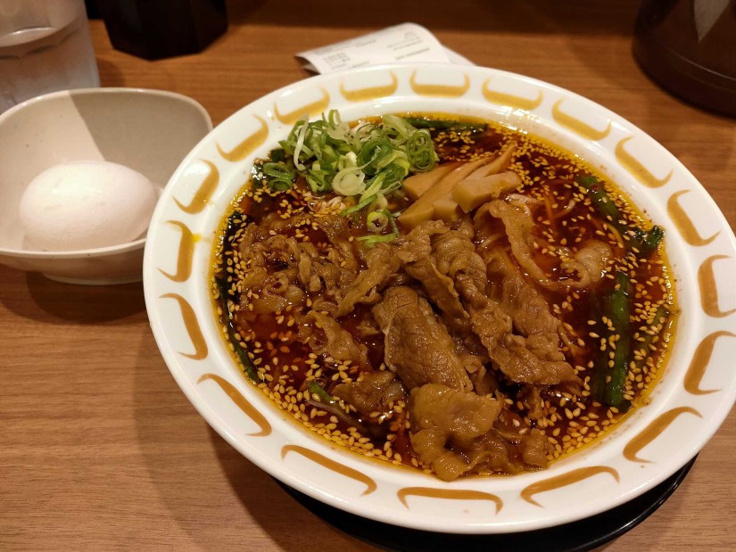 スタミナ牛肉ラーメン