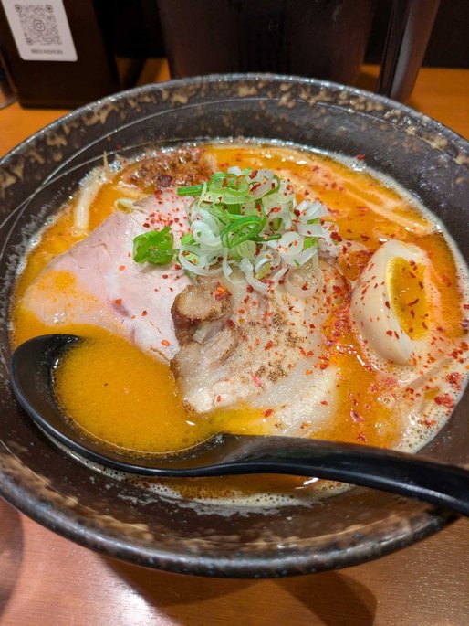 新得地鶏濃厚辛味噌ラーメン