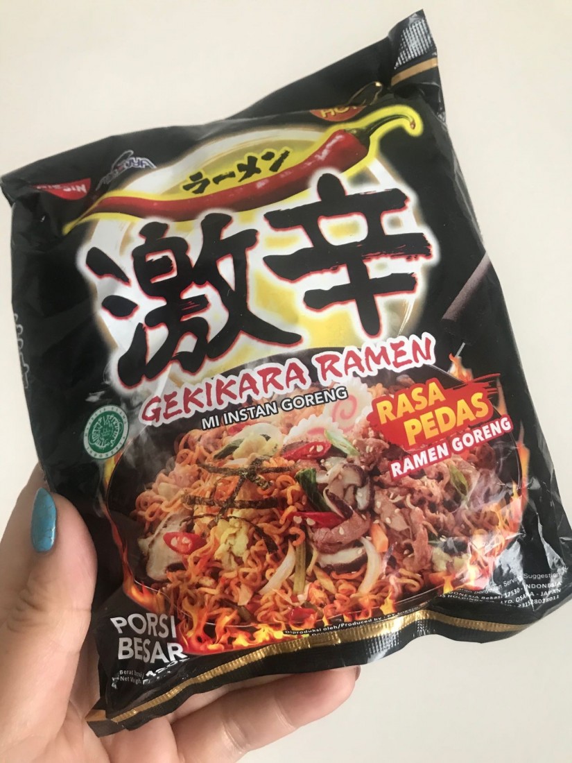 激辛ラーメンゴレン