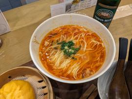 トマト酸辣湯麺