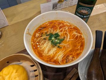 トマト酸辣湯麺