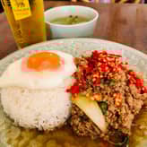 豚ひき肉のバジル炒めご飯 3辛