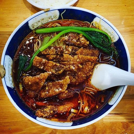 排骨酸紅麺 激辛