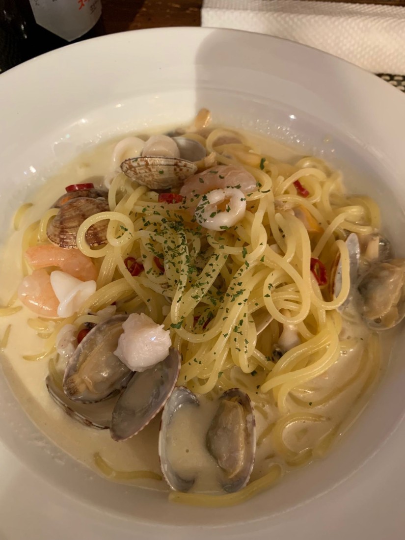 魚介のピリ辛クリームソース