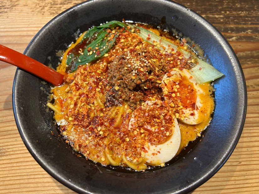 辛超濃厚担担麺 5辛