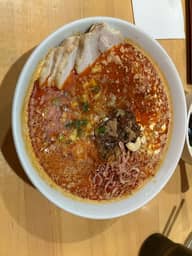 チャーシュー担々麺 白 5辛 3しびれ