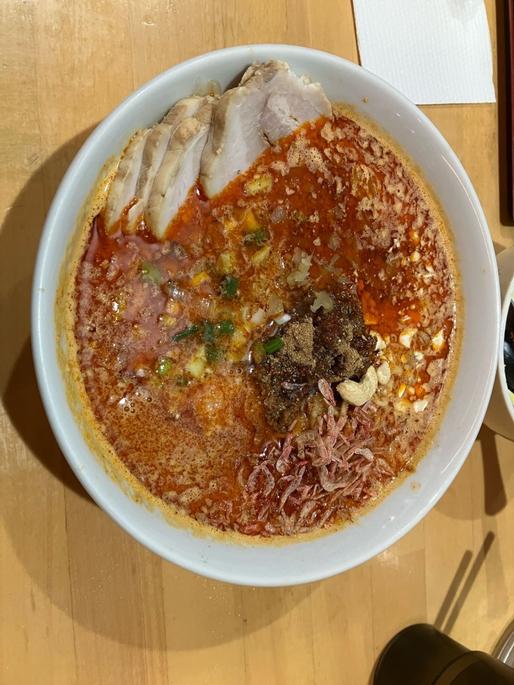 チャーシュー担々麺 白 5辛 3しびれ