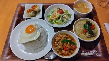 ガパオ＆グリーンカレーセット ３