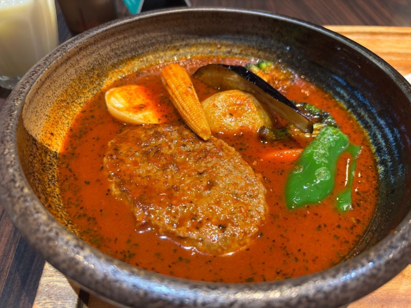 ハンバーグのスープカレー 100番(鬼辛)