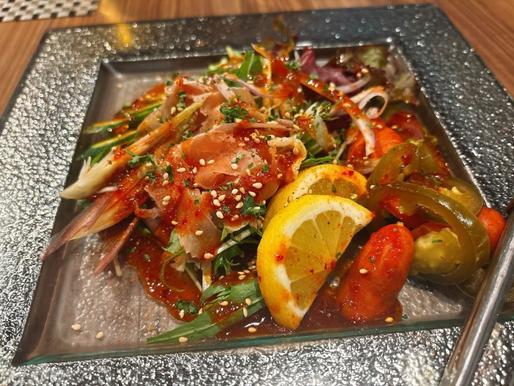 激辛コース：前菜サラダ