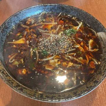 酸辣湯麺