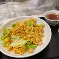 ウインナーカレーレタスチャーハン
