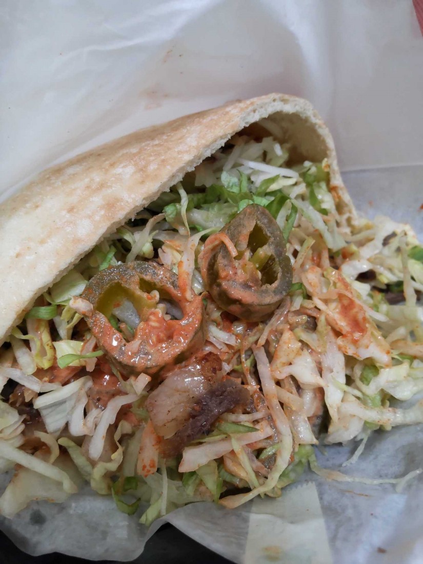 ケバブサンド(ビーフ)+ハラペーニョのピクルストッピング 辛口