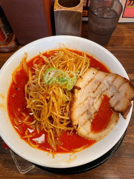 オロチョンラーメン 1.5辛