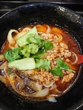 マーラー刀削麺