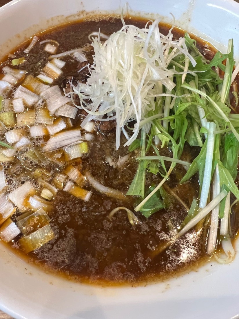 黒胡麻坦々麺 2辛