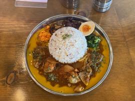 チキン・ド・ピアザ 〜鶴首南瓜の豆乳ポタージュと共に〜 辛口