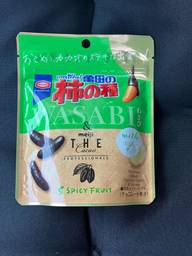 亀田の柿の種わさび＆meiji THE Cacao PROFESSIONALS