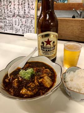 全てを知る者