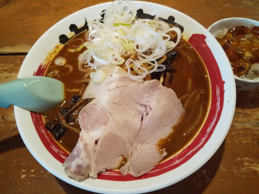 炎の焙煎醤油ラーメン