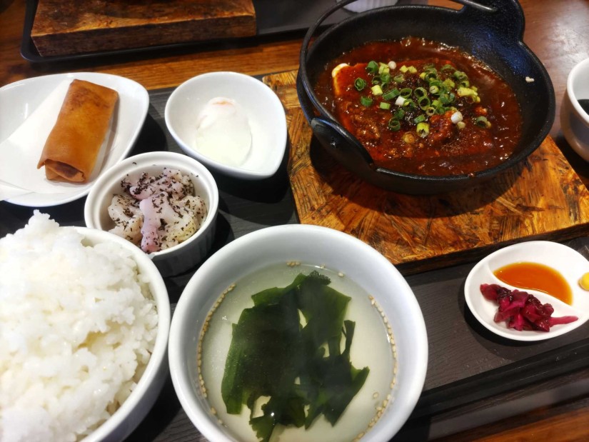 鉄鍋麻婆豆腐定食 8辛