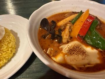 ハンバーグカレー、チーズトッピング 7番 (超辛)
