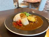 牛すじと季節野菜のカレーライス