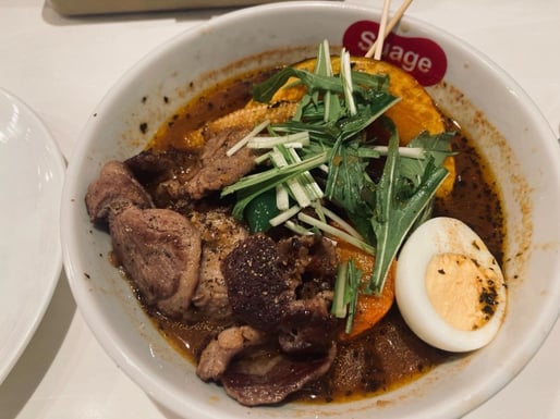 生ラム7種の野菜カレー　 超辛