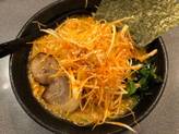 赤ネギ豚骨ラーメン