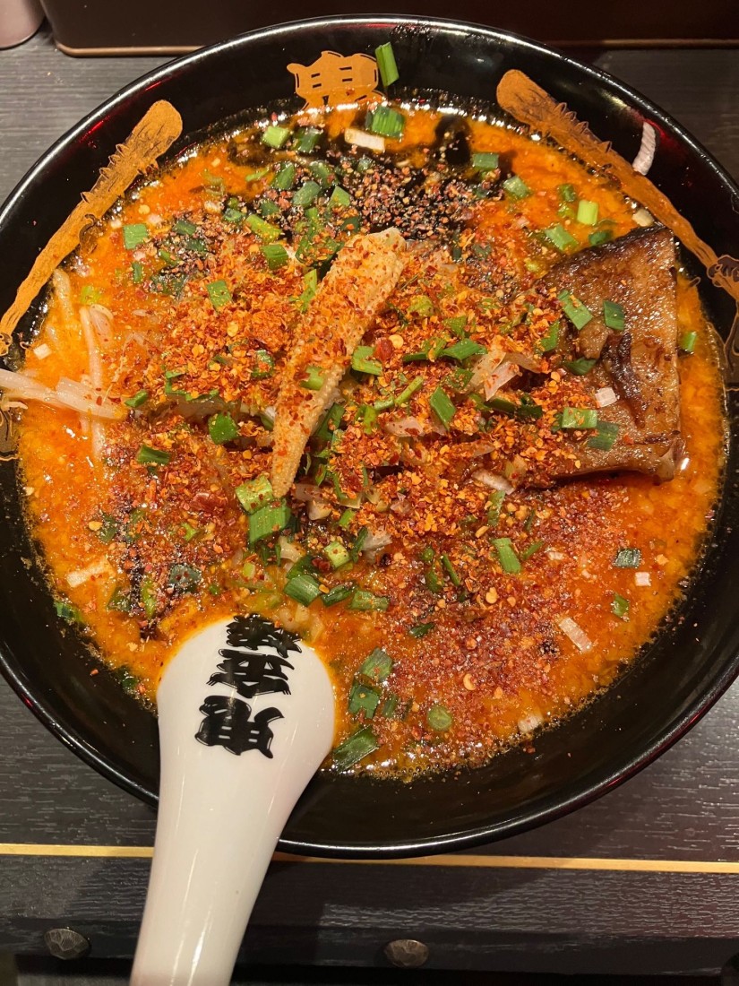 カラシビ味噌ラーメン　カラ鬼マシ・シビ普通 鬼・普通