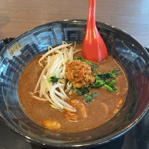 カレーラーメン ハーフエビにこみ  20辛