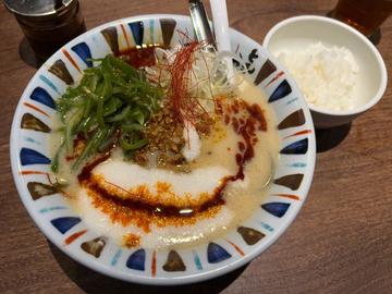 シビレの白い担々麺