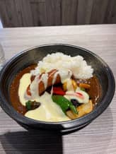 ソーセージルーカレー ライス200g トロトロチーズ 激辛