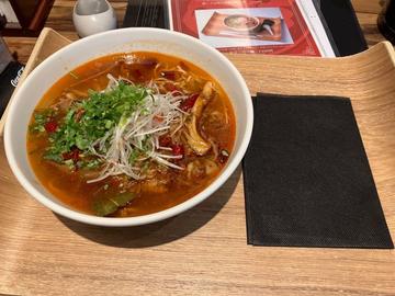 ラム肉マーラー麺