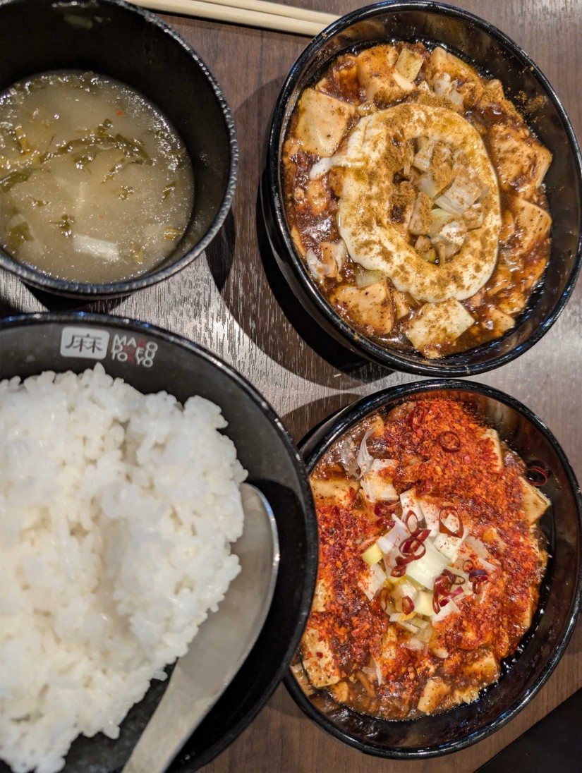 ダブル定食 辛シビ(黒)大辛、カレー