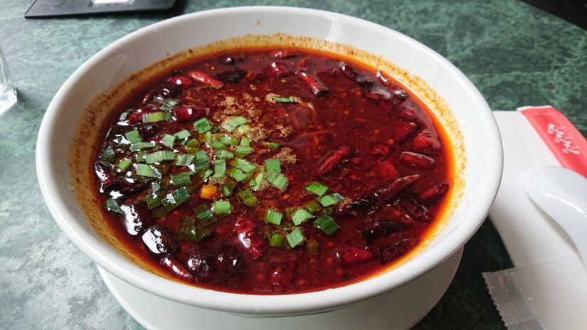 激辛麻棘担々麺