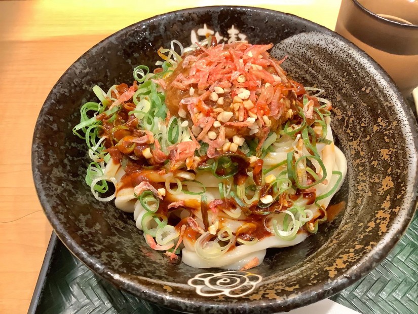 痺れの赤 汁なし赤担々