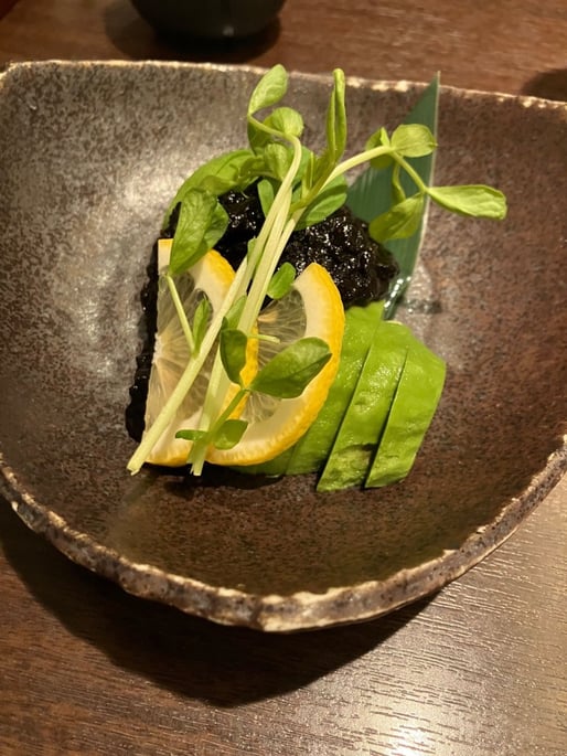 アボカドわさび海苔乗せ