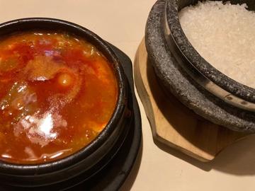 豚ホルモンスンドゥブ 4辛