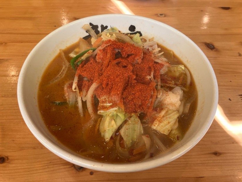 牛もつラーメン激辛