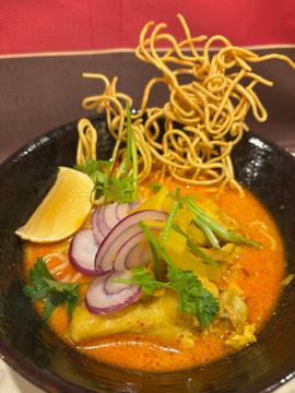 カオソーイ・ラーメン 現地タイの辛さ、辛いけど味と香りが楽しめてとにかく美味い！