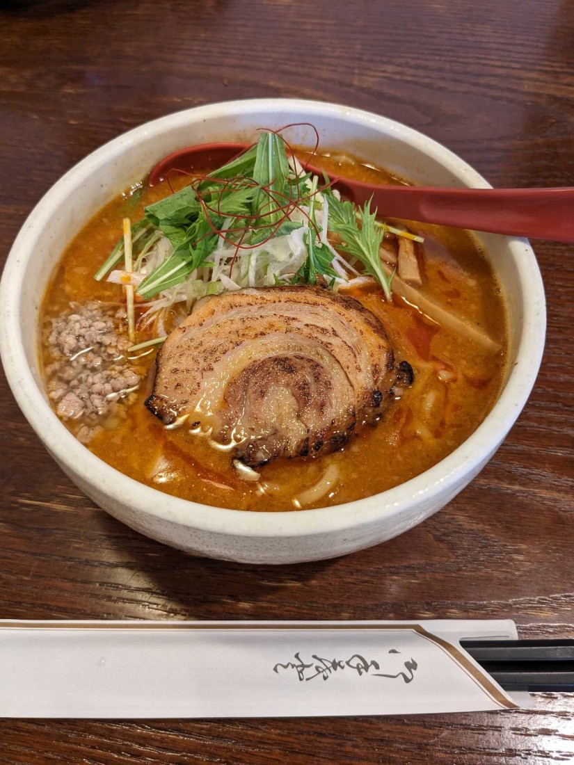 エスニック味噌らあめん